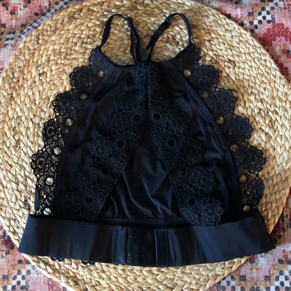 Aerie Halter Bralette - Picture 2 of 7